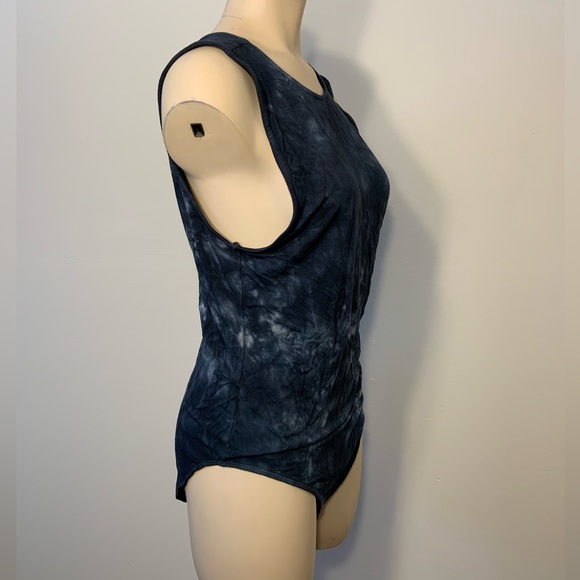 💫4 for $20💫 NWT American Eagle Outfitters • Tiedye bodysuit with low back - Picture 3 of 6
